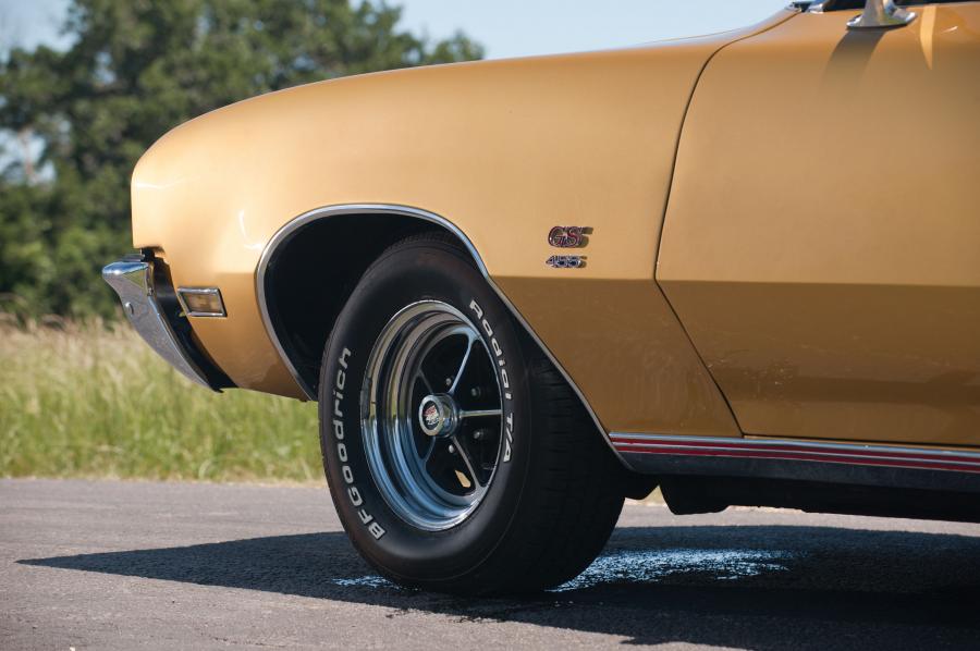  Buick GS 455 Convertible 1971 года  (фото 16 из 25)
